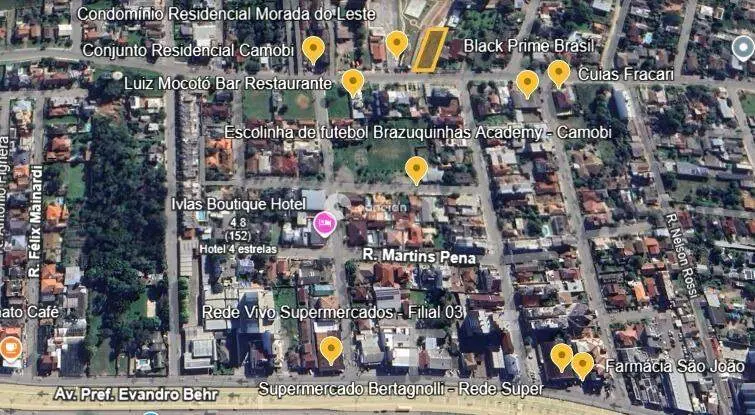 Terreno à venda no Camobi: 