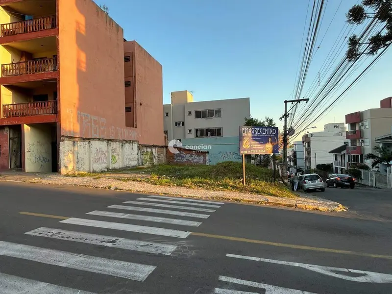 Terreno à venda no Nossa Senhora de Fátima: 