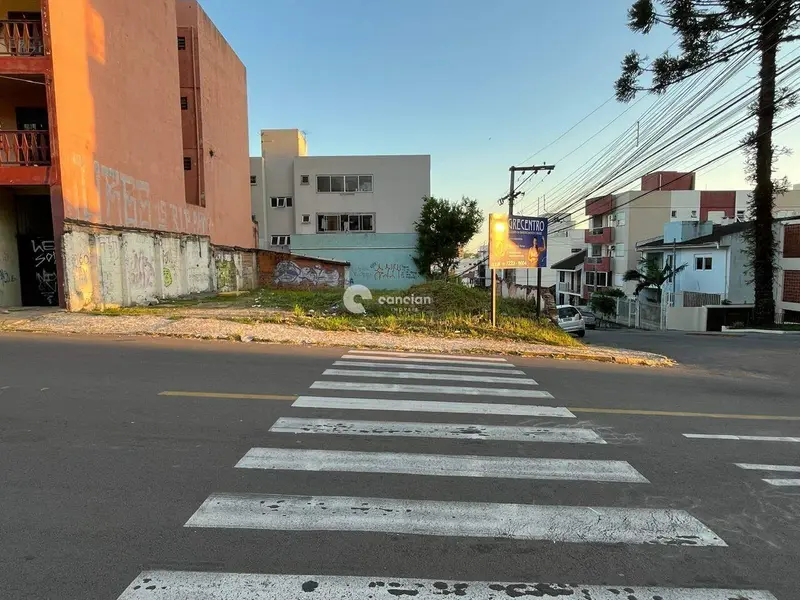 Terreno à venda no Nossa Senhora de Fátima: 