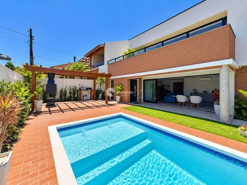 Casa à venda no Camobi: 