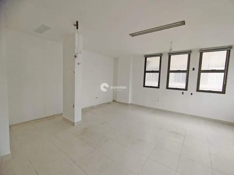 Sala Comercial para aluguel no Centro: 