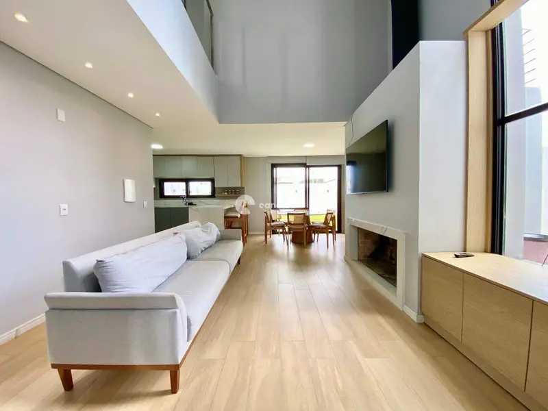 Casa de Condomínio à venda no Camobi: 
