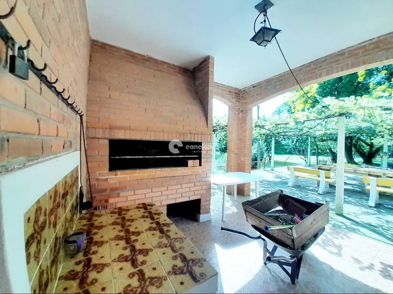 Casa à venda no Centro: 