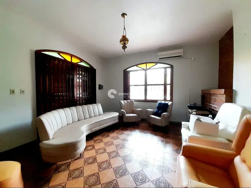 Casa à venda no Centro: 