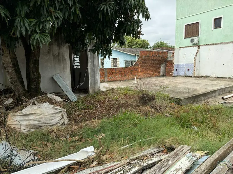Terreno à venda no Salgado Filho: