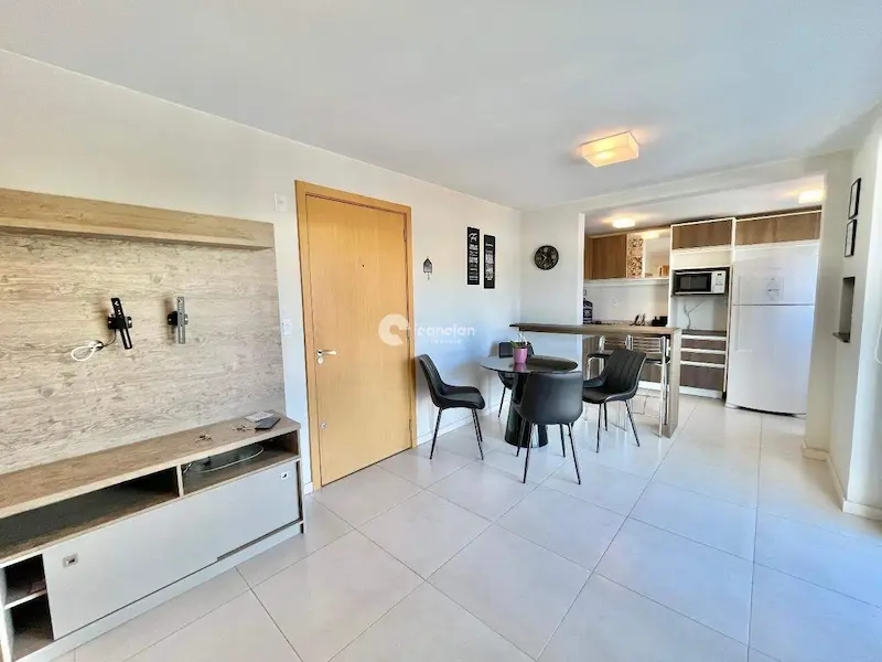 Apartamento para aluguel no Centro: 