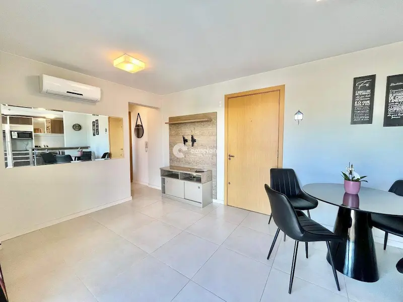 Apartamento para aluguel no Centro: 