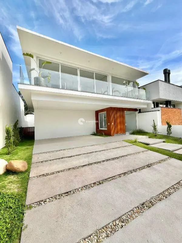 Casa de Condomínio à venda no Tomazetti: 