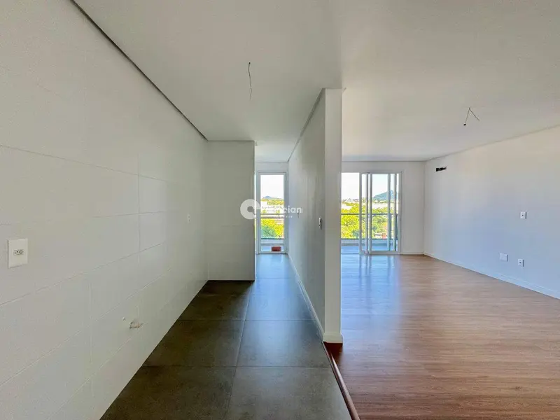 Apartamento à venda no Camobi: 