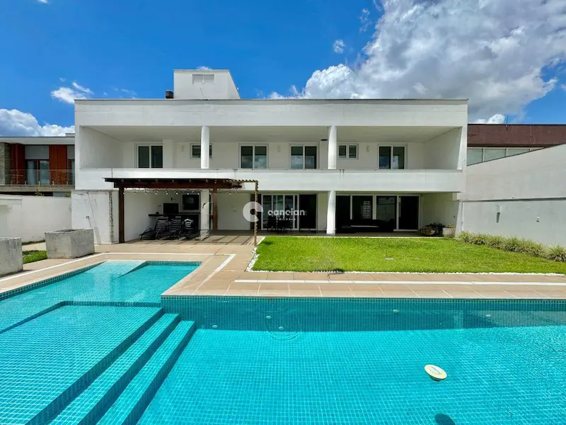 Casa de Condomínio à venda no Camobi: 