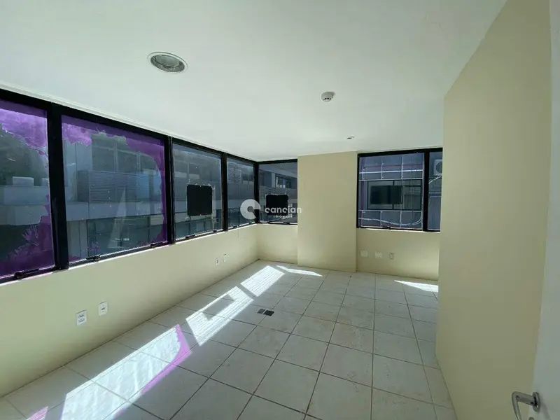 Sala Comercial à venda no Centro: 