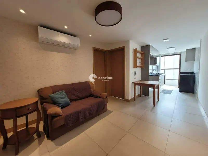 Apartamento para aluguel no Centro: 