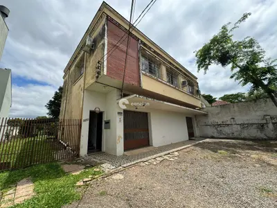 Casa Comercial à venda no Camobi: 