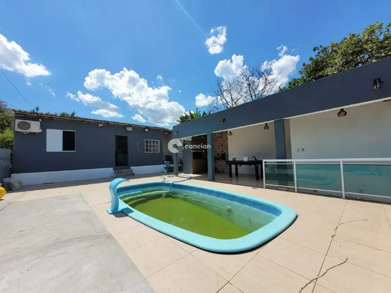 Casa à venda no Pinheiro Machado: 