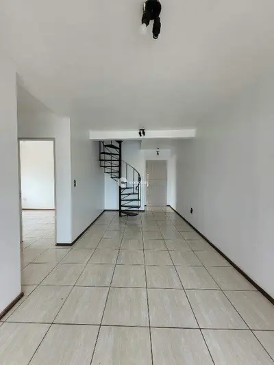 Duplex à venda no Centro: 