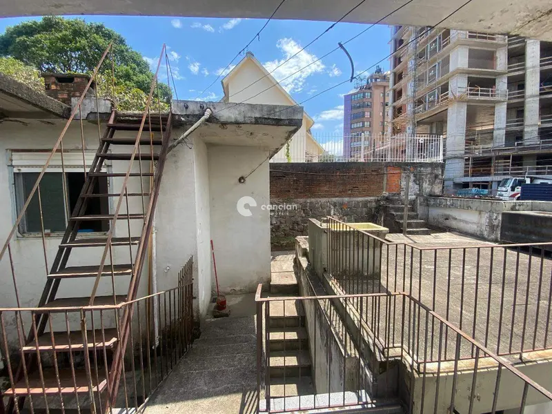 Casa à venda no Centro: 