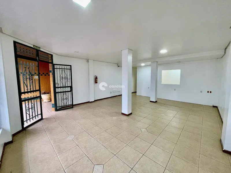 Loja à venda no Camobi: 