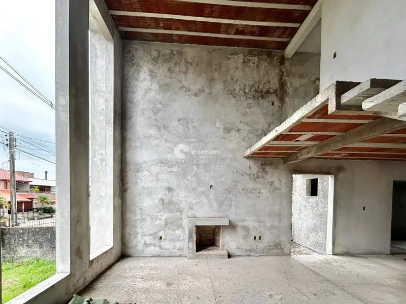 Casa à venda no Camobi: