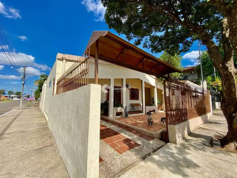 Casa à venda no Tancredo Neves: 