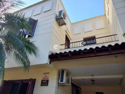Casa de Condomínio à venda no Camobi: 
