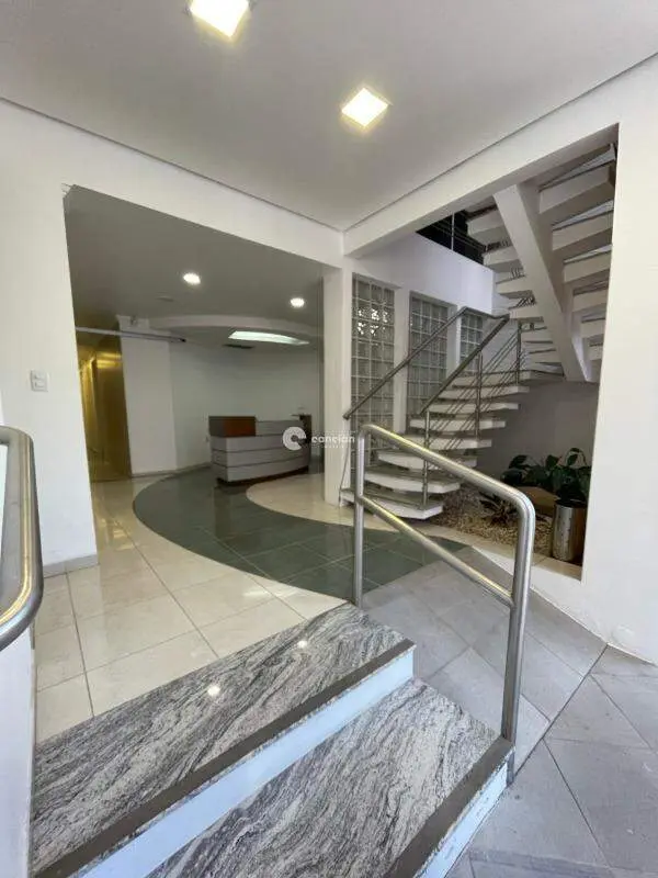 Prédio Comercial à venda no Bonfim: 