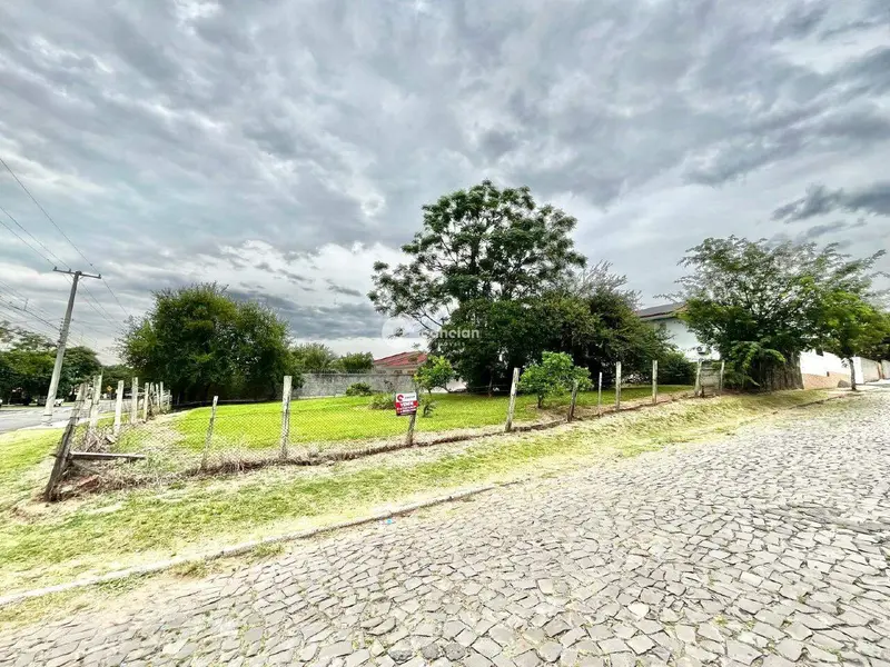 Terreno à venda no Centro: 
