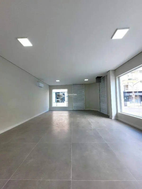 Prédio Comercial para aluguel no Centro: 