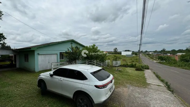 Casa à venda no Tomazetti: 