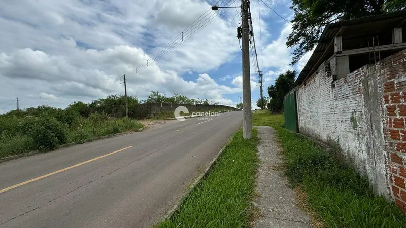 Casa à venda no Tomazetti: 