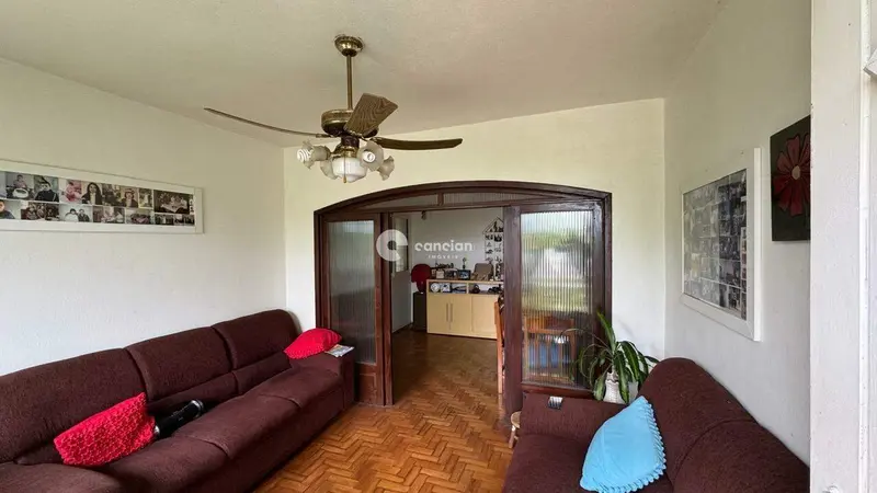 Casa à venda no Tomazetti: 