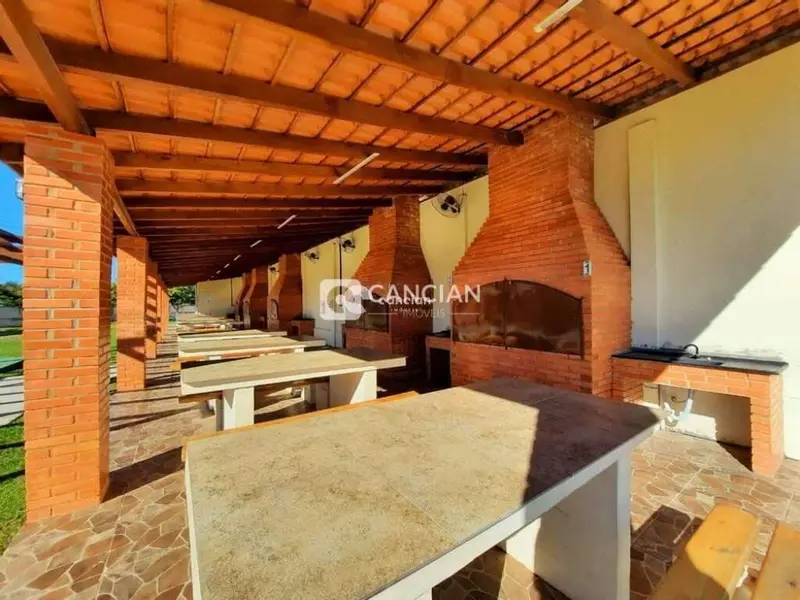 Apartamento à venda no Pinheiro Machado: 