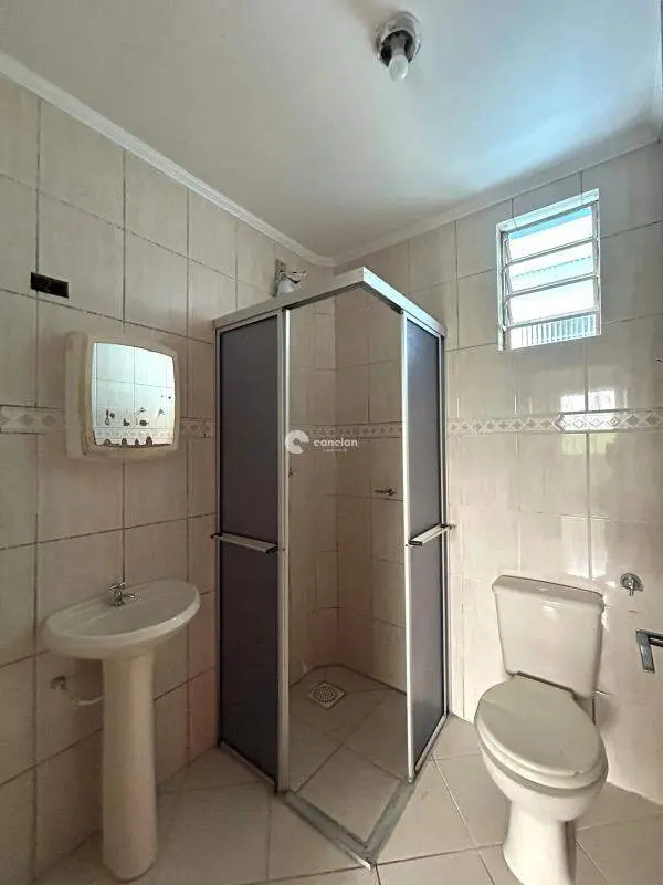 Kitnet à venda no Camobi: 