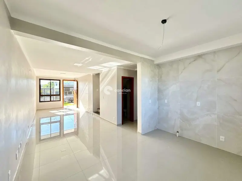 Casa à venda no Camobi: