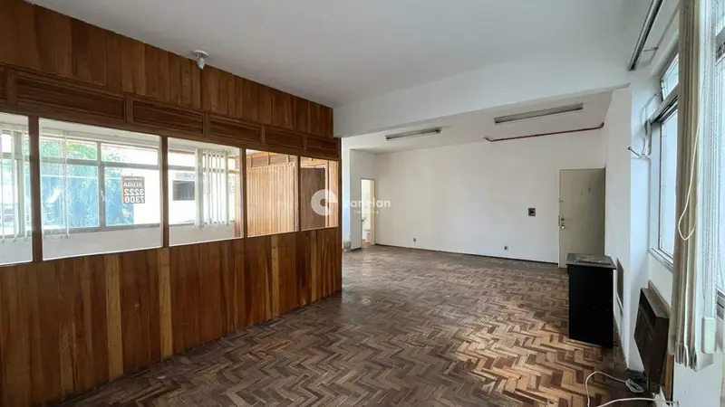 Sala Comercial à venda no Centro: 