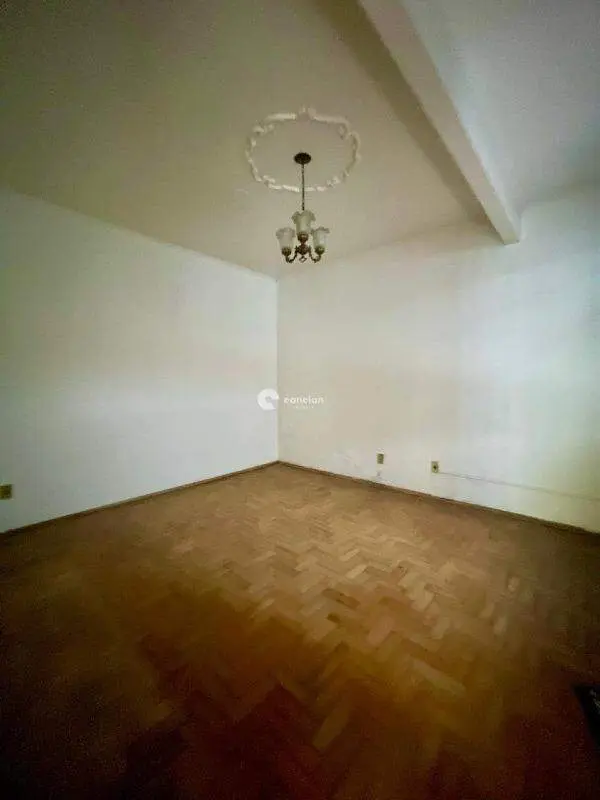 Casa à venda no Itararé: 
