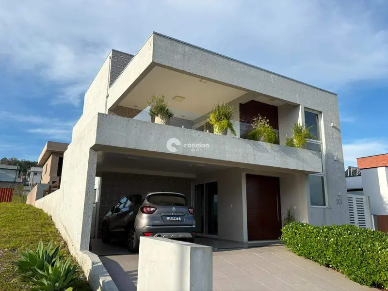 Casa de Condomínio à venda no Tomazetti: 