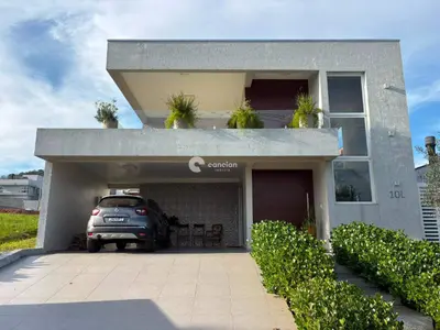 Casa de Condomínio à venda no Tomazetti: 