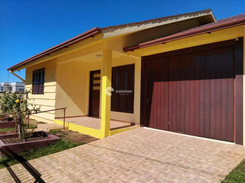 Casa à venda no Camobi: