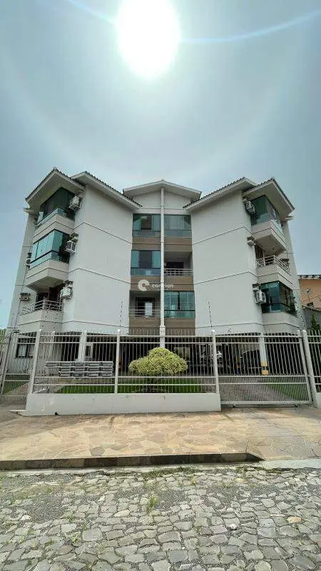 Apartamento à venda no Camobi: