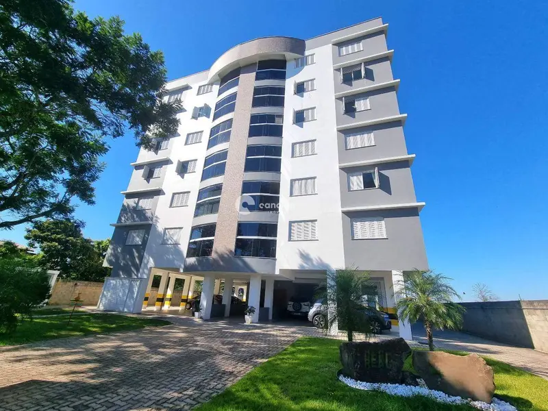 Apartamento à venda no Pé de Plátano: 
