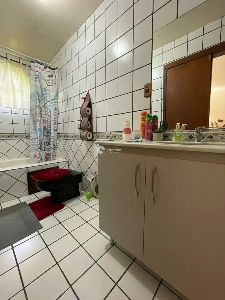 Casa para aluguel no Centro: 