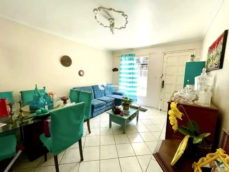 Casa para aluguel no Centro: 