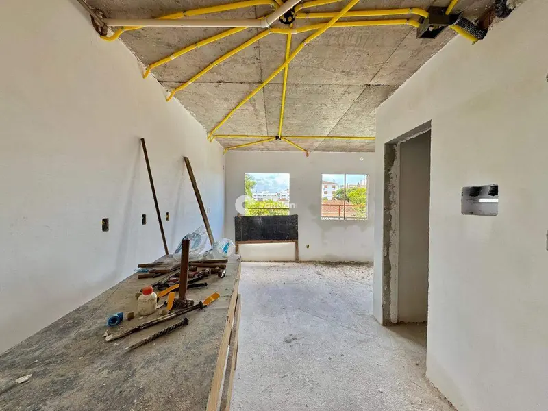 Apartamento à venda no Camobi: