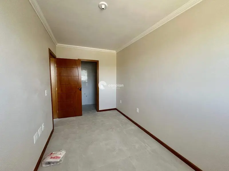 Apartamento à venda no Camobi: 