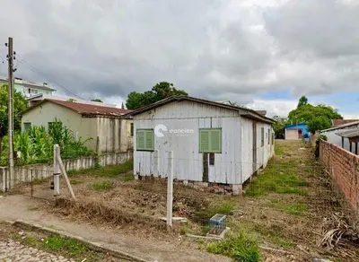 Terreno à venda no Pé de Plátano: 