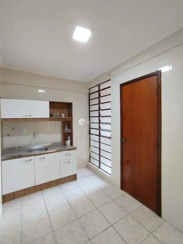 Apartamento à venda no Menino Jesus: 