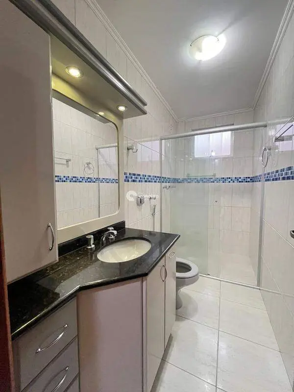 Apartamento à venda no Menino Jesus: 