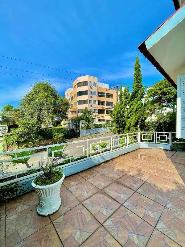 Casa para aluguel no Centro: 