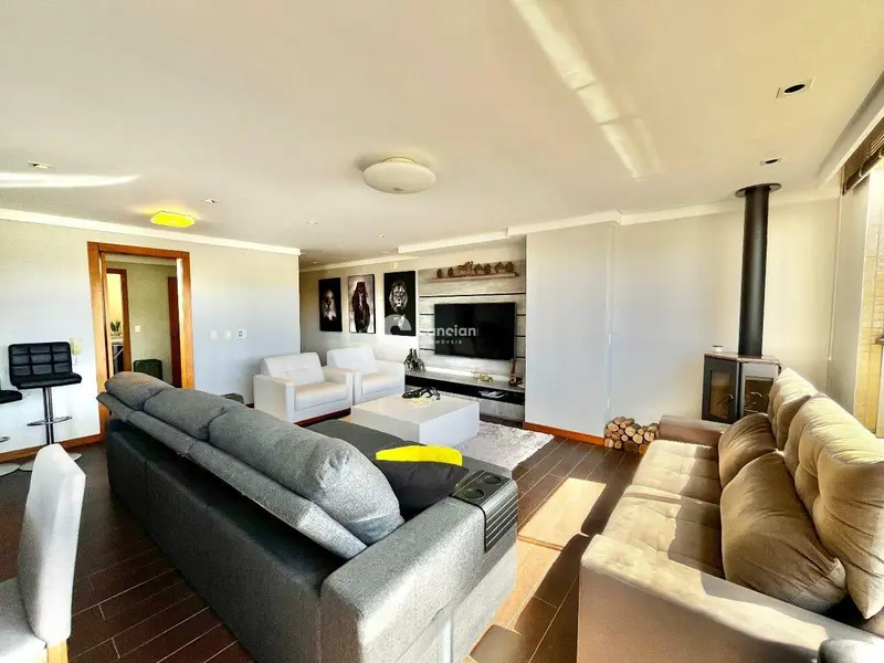 Duplex à venda no Centro: 