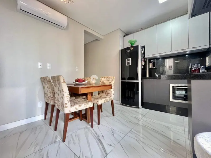 Apartamento à venda no Zona Nova: 